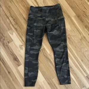 Athleta Green and Black Camouflage Leggings